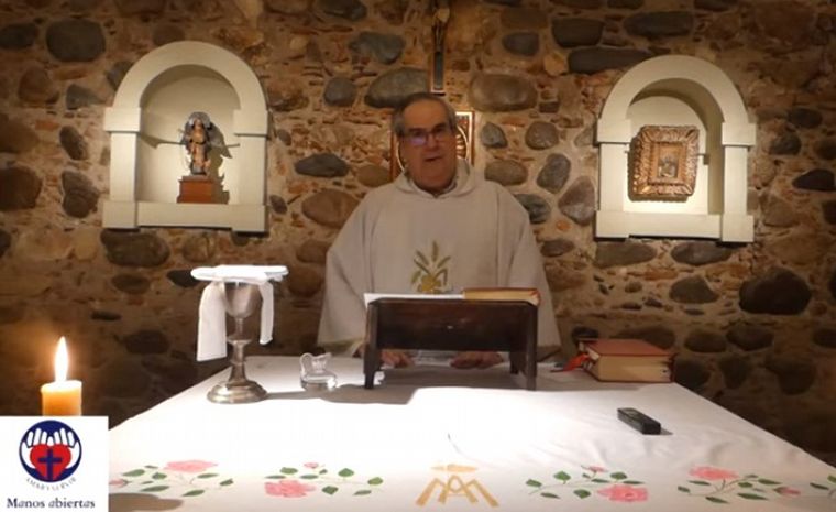 El padre Ángel Rossi presidió la celebración.