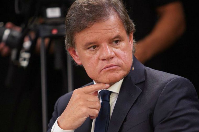 Enrique Sacco es actual pareja de la ex gobernadora bonaerense. 