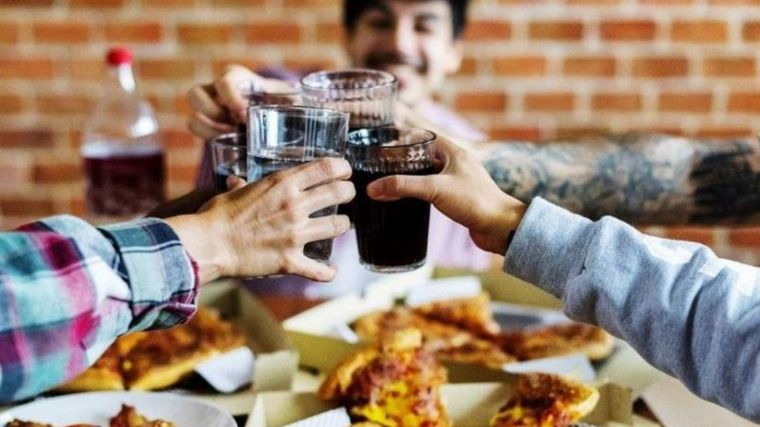 Algunas ciudades habilitaron las reuniones sin autorización del COE.