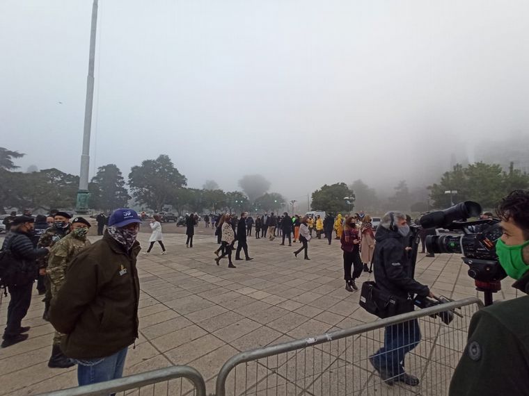 Rosario celebra un nuevo Día de la Bandera.