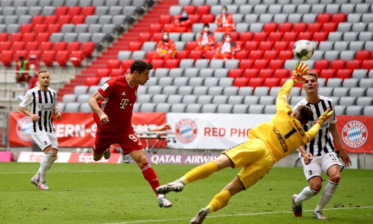 Bayern Munich se impuso 3-1 sobre Friburgo