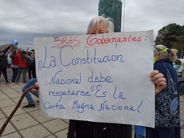 Los rosarinos se congregaron frente al Monumento a la Bandera