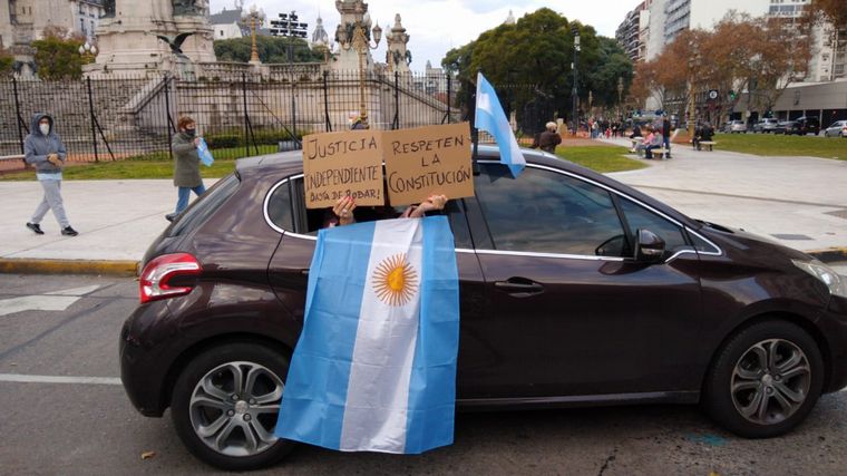 Los porteños se reunieron en los alrededores del Congreso de la Nación.