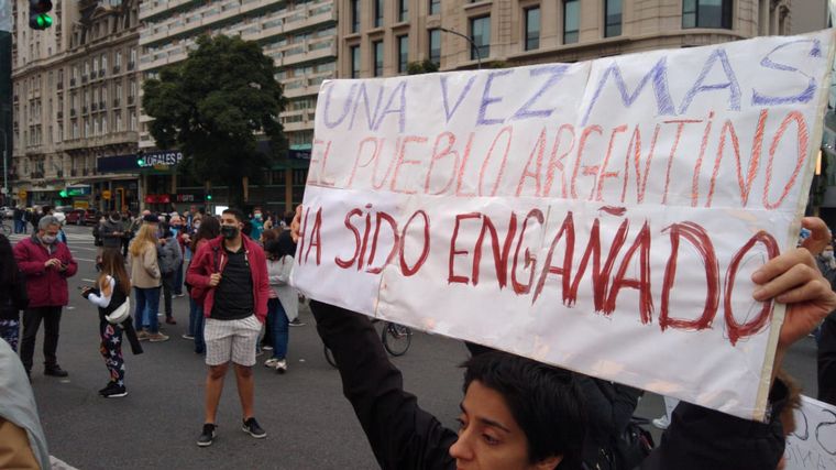 Banderazo frente al Obelisco.