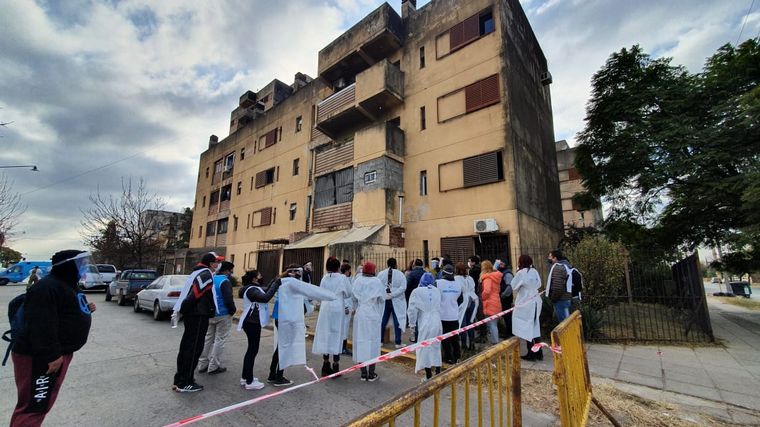 Hisopados de Covid-19 en barrio Rivadavia