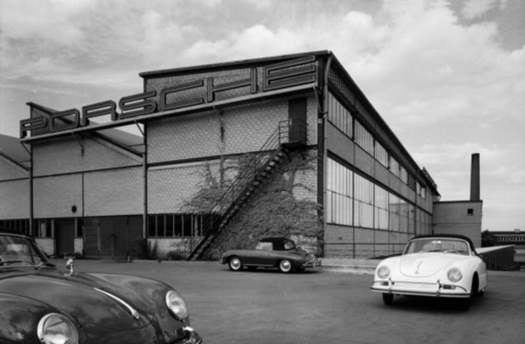 Mientras su padre estaba preso, Ferry iniciaba los pasos de lo que es su propia marca