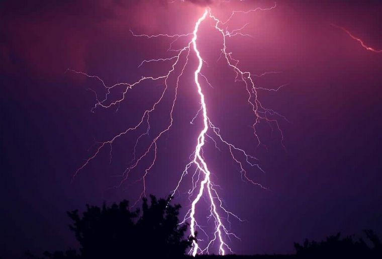 Argentina se alzó con el récord de registrar el rayo más largo del mundo.