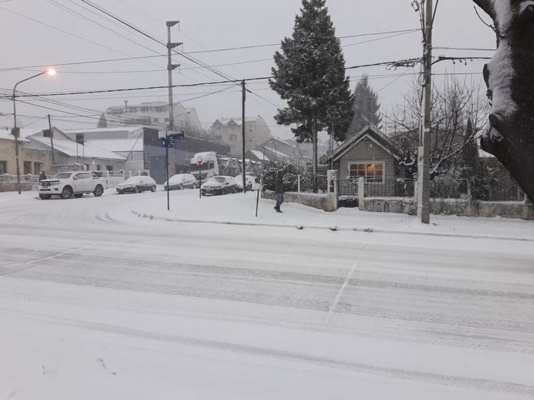 Copiosa nevada en Bariloche.