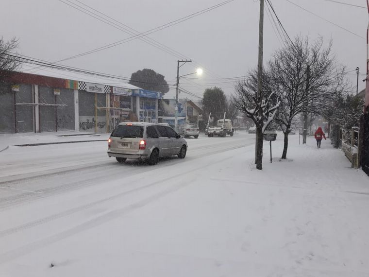Copiosa nevada en Bariloche.
