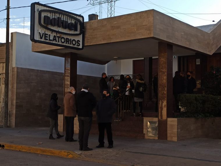 Despiden los restos del ex gobernador Hermes Binner.