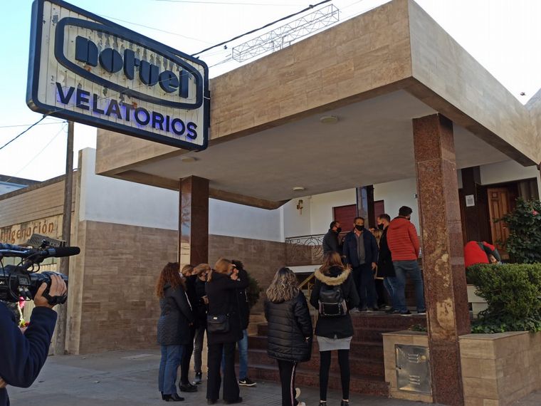 Despiden los restos del ex gobernador Hermes Binner.