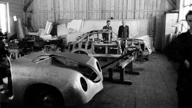 FOTO: El Tipo 64 muestra las líneas que los Porsche ya pensaban para sus coches