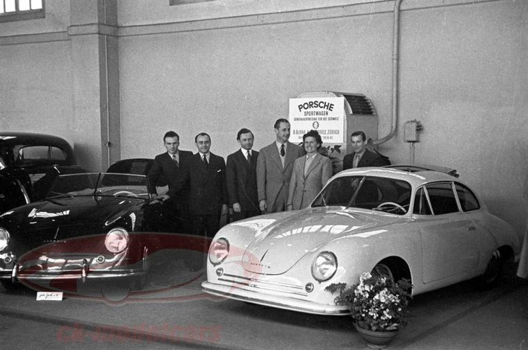 Ferry y Louis con el inversor suizo que les financió la primera serie de producción