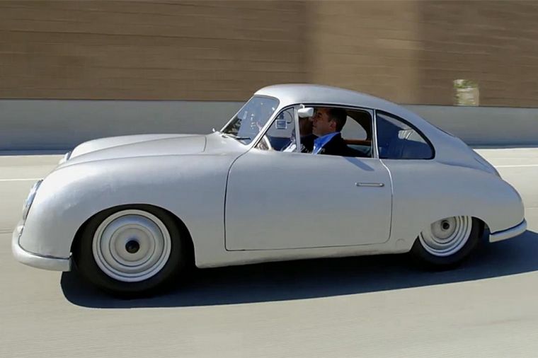 FOTO: El '356' cabriolet destilaba clase manteniendo el espíritu deportivo