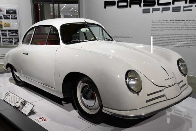 Uno de los primeros '356' en el Museo Porsche