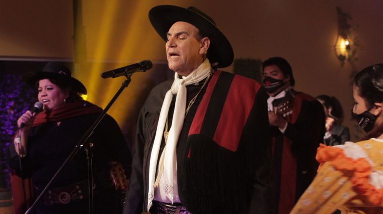 El Chaqueño Palavecino estrenó su nuevo trabajo por streaming.