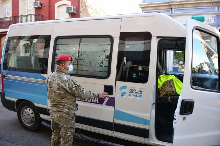 Hisopan a personal de la Clínica Sucre por nueve positivos de coronavirus.