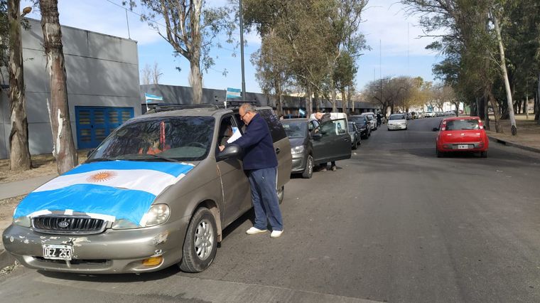 Caravana a favor del Gobierno nacional en Córdoba