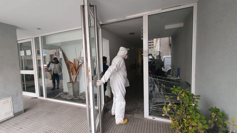 Cerró la Clínica Sucre tras casos positivos de coronavirus.