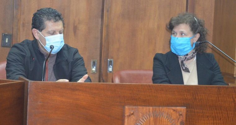 El Dr. Carlo Negro y la intendenta Sara Majorel de Marcos Juárez.