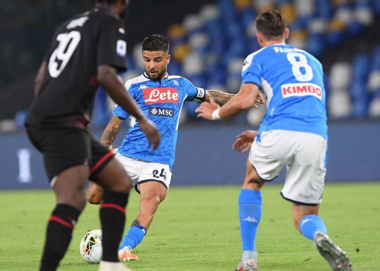 El partido entre estos dos clásicos rivales fue vibrante.