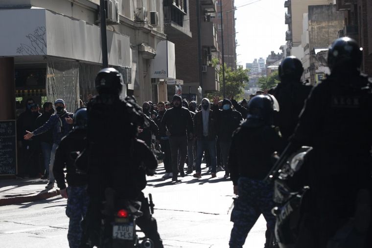 Distubios en la protesta de choferes de UTA frente a la Municipalidad de Córdoba