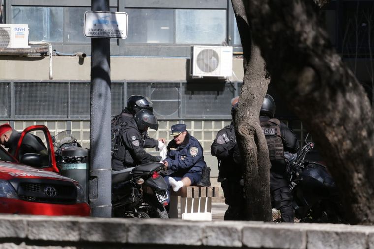 Secuencia de imágenes de los disturbios en la marcha de UTA