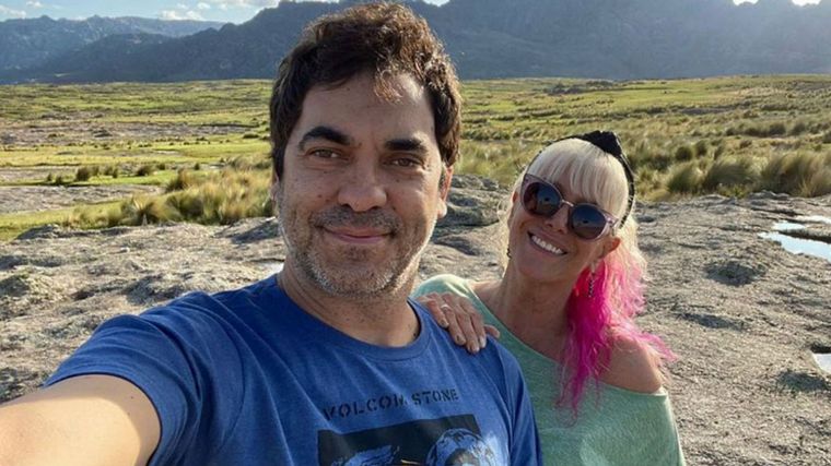 La pareja pasa junta la cuarentena por coronavirus.