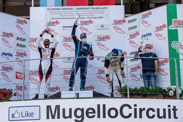 Franco Girolami en su debut con podio en TCR Italiano.