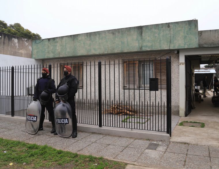 La casa del jubilado está custodiada a raíz de las amenazas de la familia del ladrón.