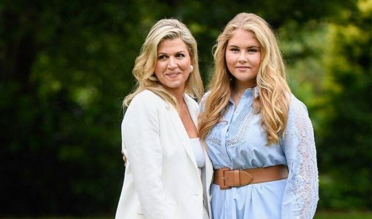 Polémica por la tapa de la revista Caras sobre la hija de Máxima.