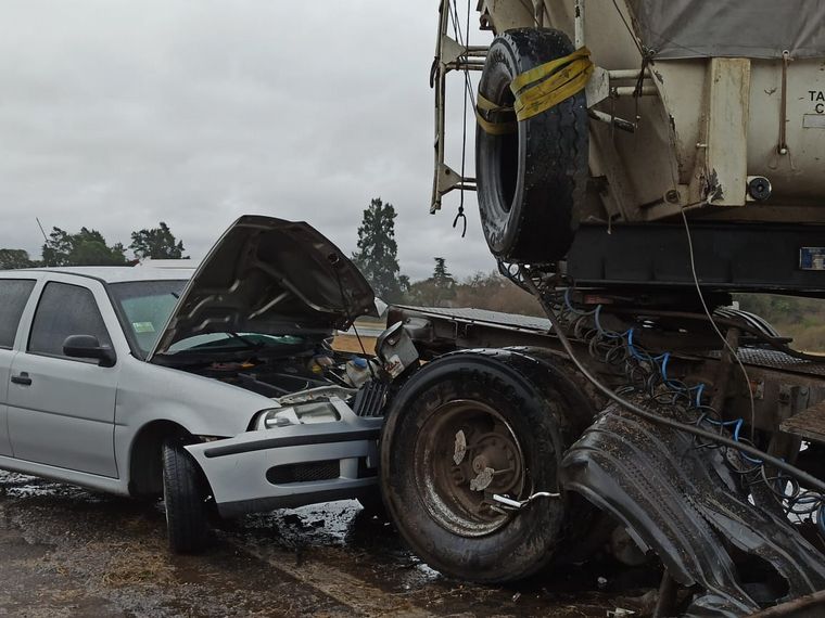 FOTO: Grave accidente en la autopista Rosario - Santa Fe