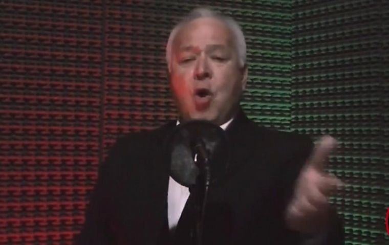 Daniel Simmons recordó a Rubén Juárez.