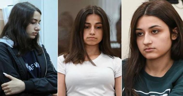 Las tres hermanas están acusadas de homicidio premeditado.