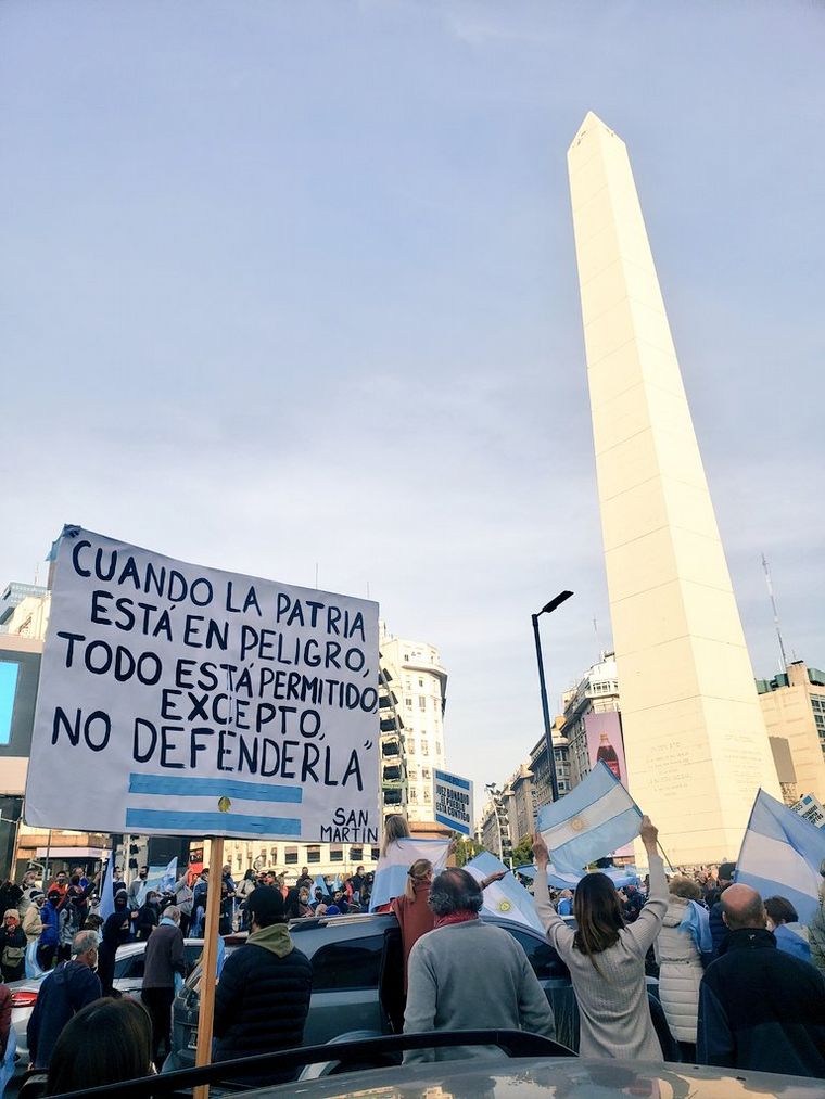 Marcha en el Obelisco en contra de la reforma judicial. (FOTO @RicBenedetti)