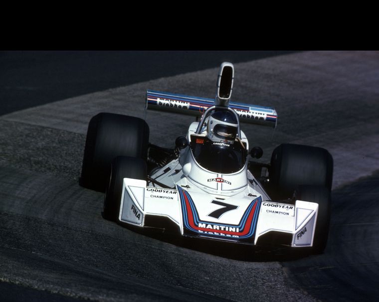 Reutemann y su inconfundible Brabham BT 44 de Fórmula 1 en 1975/Alemania.