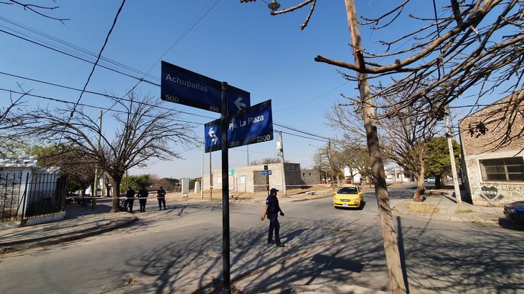Cordones sanitarios en Altos de General Paz.