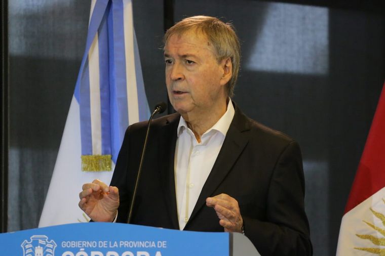 En el acto, Schiaretti anunció la incorporación de 97 respiradores.