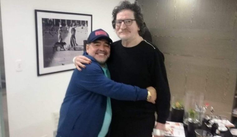 FOTO: Rodrigo y Maradona. 