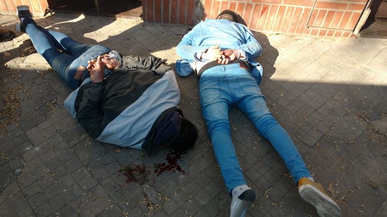 Detenidos en Rosario por asaltar una panadería y disparar a la policía.