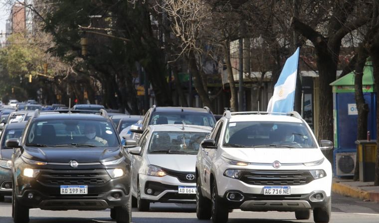Marcha y movilización de médicos en Córdoba.