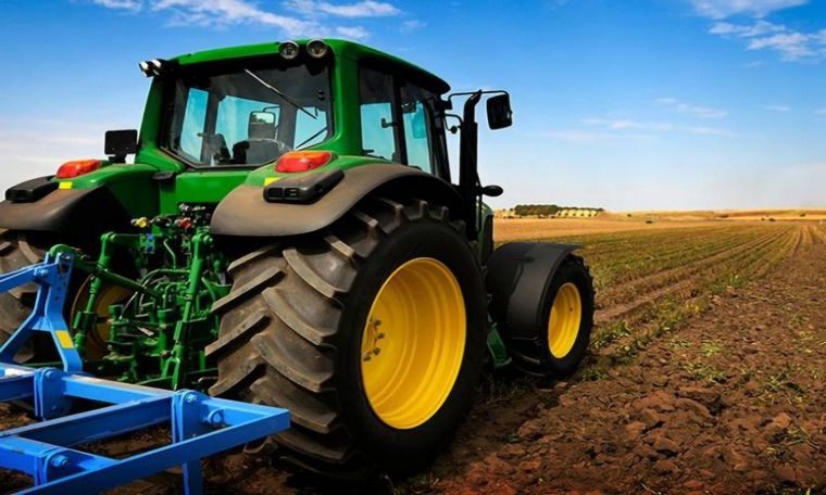 El tractor era conducido por el padre de la nena de dos años (Foto ilustrativa).