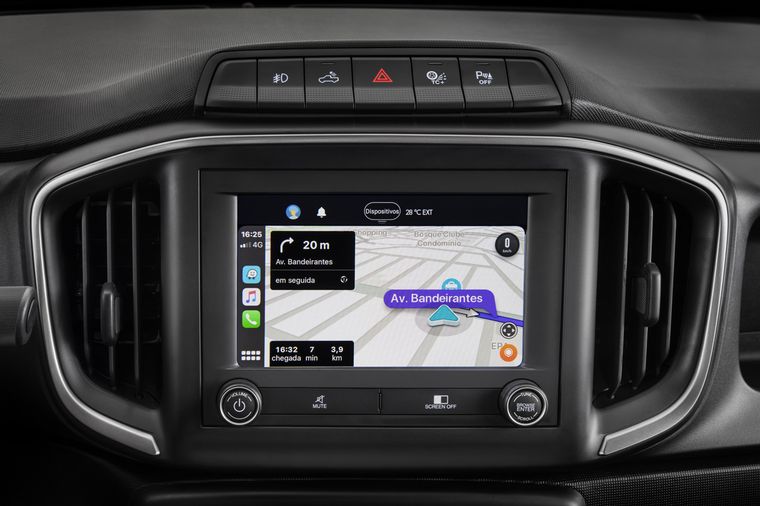 Nueva central multimedia Uconnect 7”, con Apple CarPlay y Android Auto.