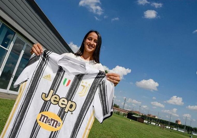 La juvenil argentina Dalila Ippolito hizo historia y firmó en Juventus.
