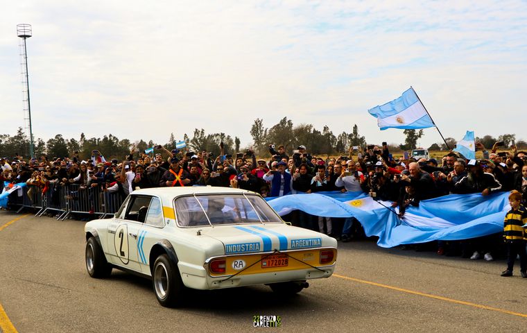 Asi recibió el público al Torino en el predio de Berta para los "50 años"