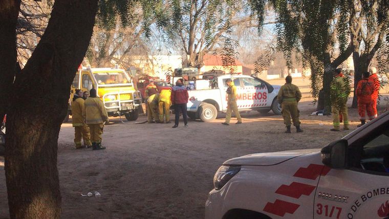 La Rosadita brinda alojamiento y comida a los bomberos.