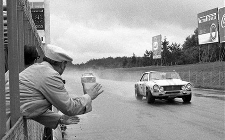 FOTO: Fangio de saco, Berta manos en los bolsillos, supervisan en la previa de Nurburgring 
