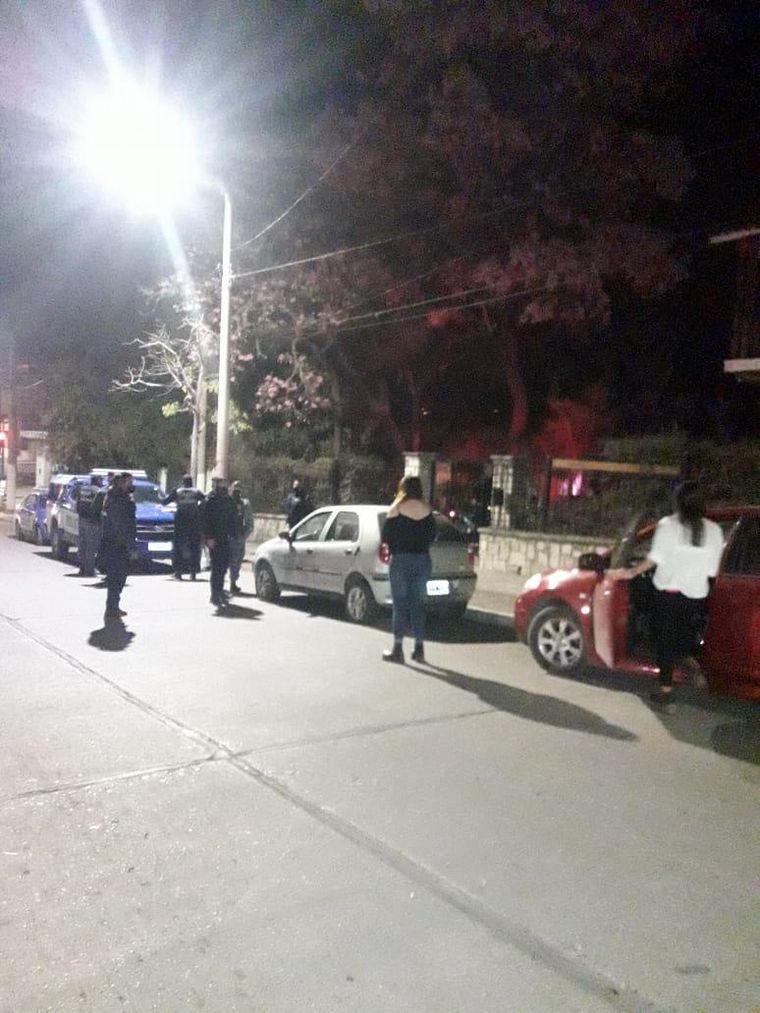 Un donante de plasma fue descubierto en una fiesta clandestina. Foto: Mi Valle