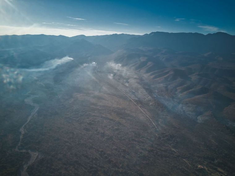 Se está relevando el daño en postes, alambrados y animales muertos.