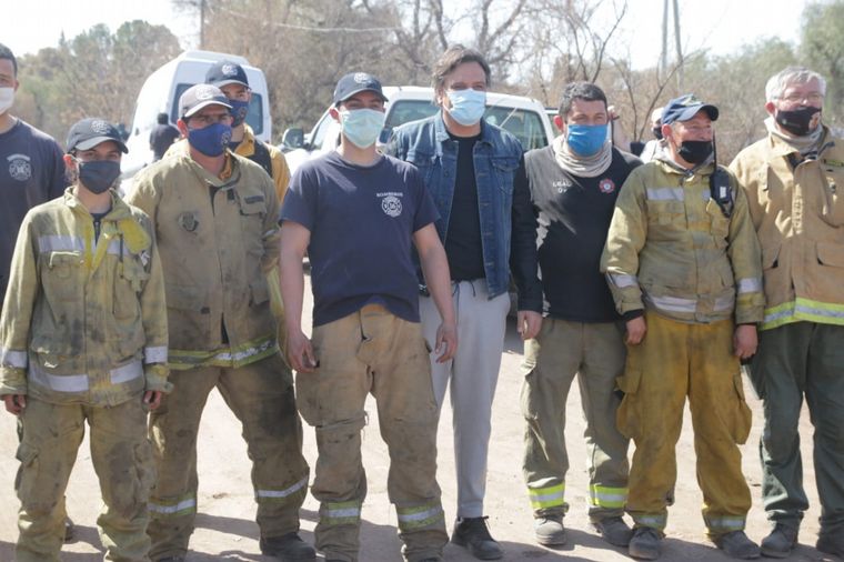Cabandié destacó el trabajo de bomberos y brigadistas.